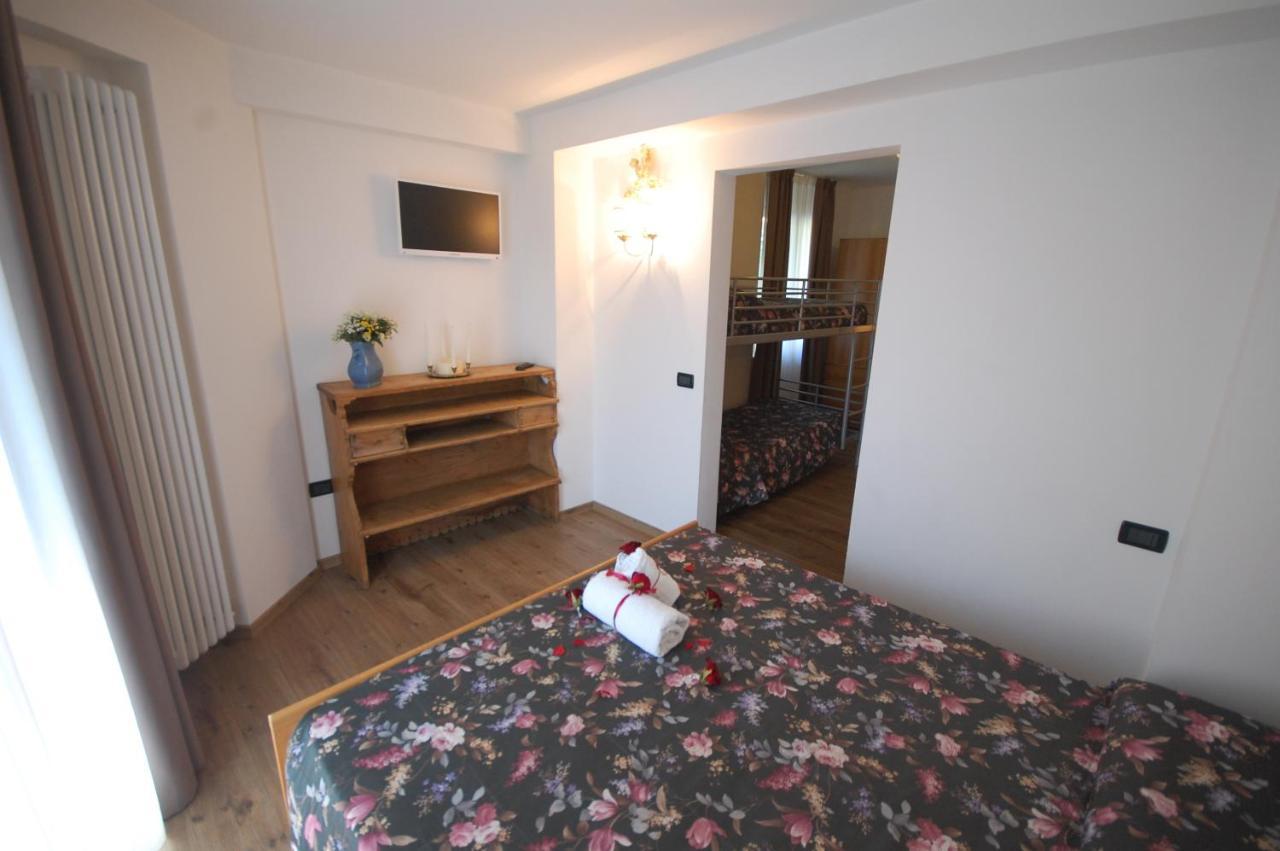 Chalet Fiocco Di Neve Pinzolo Rom bilde