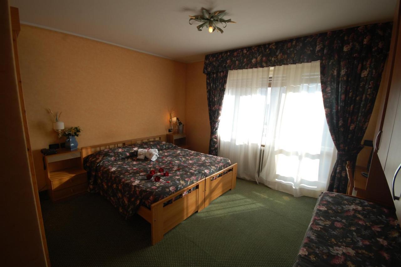 Chalet Fiocco Di Neve Pinzolo Eksteriør bilde
